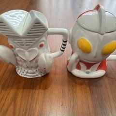 ウルトラマン・バルタン星人　蓋付きマグカップ