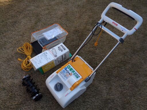 【ご成約】★美品★【根切り刃付き 芝刈機】電子芝刈り機 RYOBI (Kyocera) LM-2310 ＆ 根切り刃 ２点セット