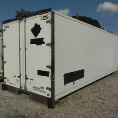 鍵かけられます】保冷コンテナ 長さ約635cm×幅232cm×高さ240cmくらい