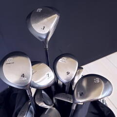 【コレ見て！ ゴルフ】 PRGR/DUNLOP レディース 13本セット＋バッグ ダンロップ HI-BRID CF-1 7本 PRGR ♯1,4,5,7,9 パター　右利き用