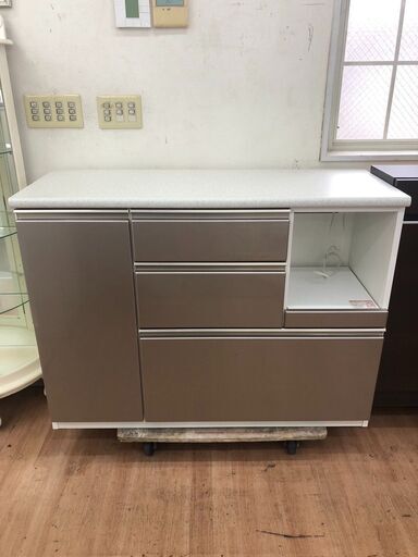 レンジボード ニトリ アルミナ 食器棚 キッチン収納 幅121cm しょっきたな 参考価格54,990円自社配送時代引き可※現金、クレジット、スマホ決済対応※