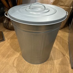 【1】IKEA KNODD イケア  40L  ブリキ ゴミ箱 ...