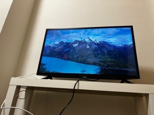 ET2902番⭐️ELSONIC32インチ3波HDTV⭐️