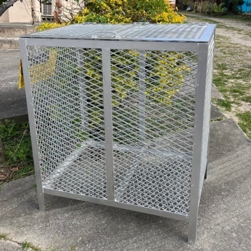 【値下げ交渉可】鉄骨製/ゴミ箱/ゴミ入れ/一軒家や会社等などにいかがでしょうか✨