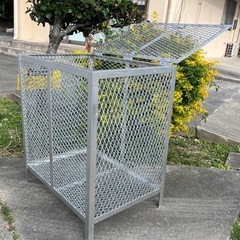 【値下げ交渉可】鉄骨製/ゴミ箱/ゴミ入れ/一軒家や会社等などにいかがでしょうか✨
