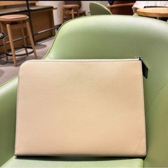MICHAEL KORS クラッチバッグ MacBookAIR15入ります