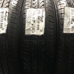 新品 YOKOHAMA BluEarth AE-01F 175/65R15 15インチ 夏タイヤ 4本 21年製