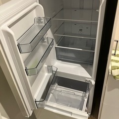 美品 2022年製シャープ冷凍冷蔵庫179L 神戸兵庫区