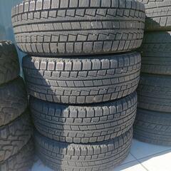 美品！バリ山ミニバンスタッドレスホイール4本セット195/65R15 6j off45 pcd114.3 5H ノア、ヴォクシーにいかがでしょうか？