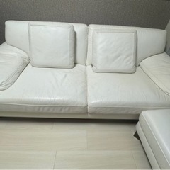 完全削除2月20日 最終お値下1万円引き 東京インテリア KELVIN GIORMANI 本革 オットマン付きソファー