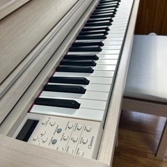 ヤマハ　クラビノーバCLP-745