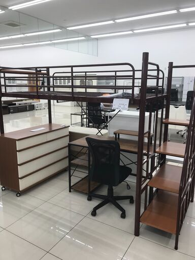 ★ジモティ割あり★ 株式会社ホームテイスト 階段付きパイプロフトベッド ダークブラウン H173.5×D100×W255 クリーニング済み HJ2107