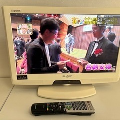 【値下げ】AQUOS 液晶カラーテレビ　2011年製