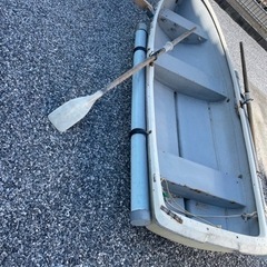 3..6m手漕ぎボート。オール、自作サイドフロート、自作エレキマウント付