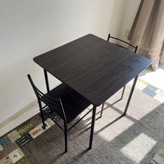 ダイニングテーブル (食卓机) 椅子二つセット