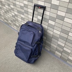 キャリーバッグ　スーツケース　バッグ型