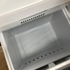 #B-16【ご来店頂ける方限定】Hisenseの2ドア冷凍冷蔵庫です