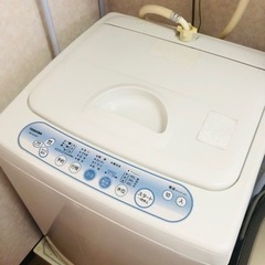 (受け渡し予定者がおります)TOSHIBA洗濯機 4.2kg 屋内使用