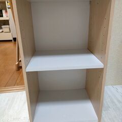 本棚　カラーボックス