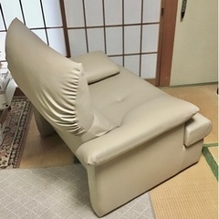 ほぼ未使用1人掛けソファ（東京インテリア)