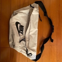 NIKE ショルダーバック