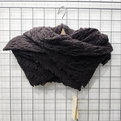 ★【ヨーガンレール】新品未使用  カーディガン  ボレロ  ストール  毛100％ニット 【定価 35,200円】北九州店舗店頭販売のみ