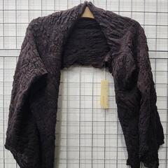 ★【ヨーガンレール】新品未使用  カーディガン  ボレロ  ストール  毛100％ニット 【定価 35,200円】北九州店舗店頭販売のみ