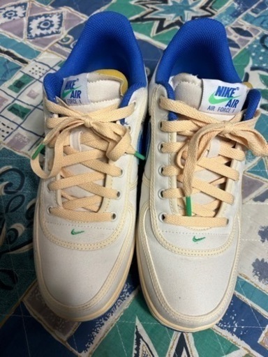 NIKE エアフォース1 AIR FORCE 1 ’07 LV8