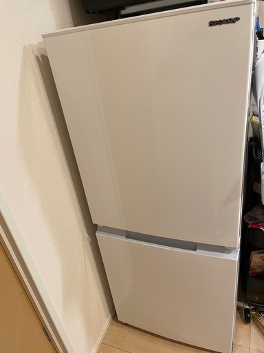 2022年製　シャープ　冷蔵庫