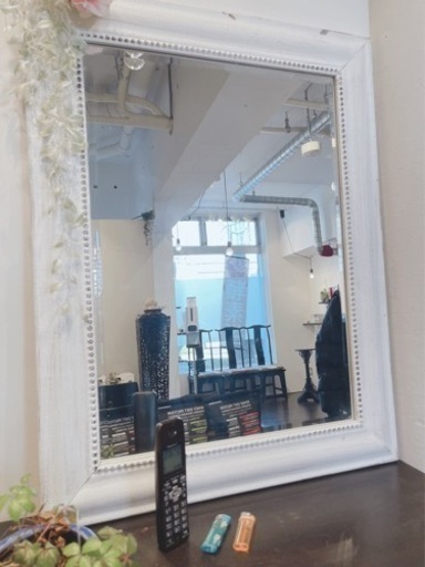 娘のお部屋に！アンティーク風な大きい鏡