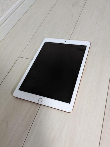iPad 第6世代 128GB GOLD 箱有り