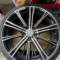 20インチホイールタイヤ付き