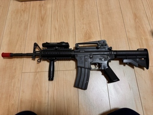 東京マルイ 電動ガン M4A1 リスバージョン　充電器　バッテリー付き　すぐ遊べる　18禁
