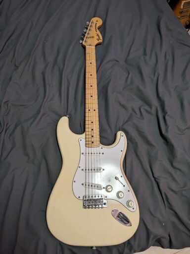 弦楽器、ギター Fender Japan Stratocaster