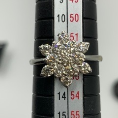 売り切れました。Pt900 プラチナ900 ダイヤモンドリング フラワー 