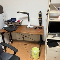 家具 オフィス用家具 机　　傷あり　取引完了