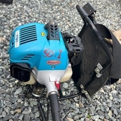 年末特価★ shindayiwa背引きスタート 背負式刈払機 イセキ らくらくカッターBK2026