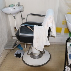 美容院で使っていた洗髪用の椅子