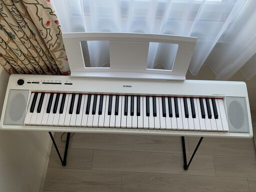 美品　YAMAHA　piaggero　NP-12WH　61鍵　電子キーボード