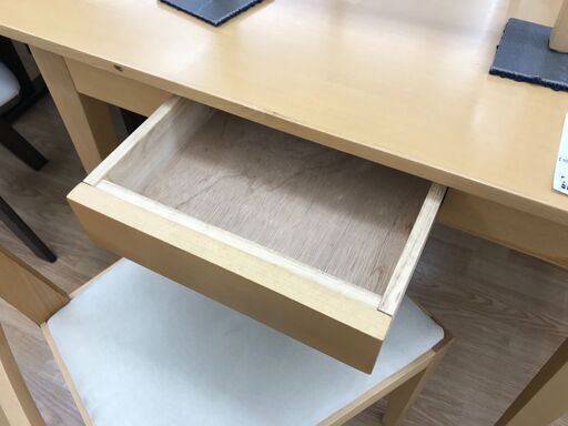 ☆ジモティ割あり☆ ダイニングセット2人用 ナチュラル H74×W85 ☆ジモティ割あり☆ ダイニングセット2人用 ナチュラル H74×W85