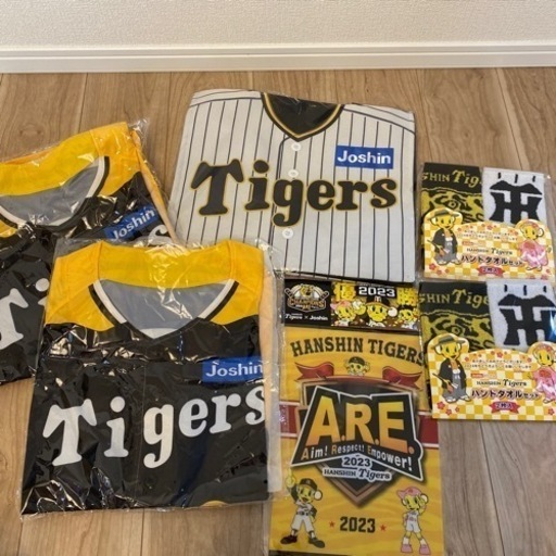 値段そのままでユニフォーム追加あり【大幅値下げ超レア・早い者勝ち新品未開封】阪神タイガース2023優勝 8点セット