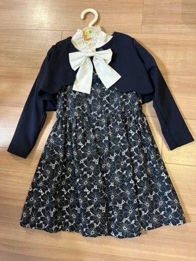 フォーマル　ワンピース　女の子　BEBE 110-120