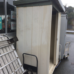 △ イナバ 物置 倉庫 収納庫 MBN-15型 カギ有り 汚れ・サビ多数・文字写り有り △ イナバ 物置 倉庫 収納庫 MBN-15型 カギ有り 汚れ・サビ多数・文字写り