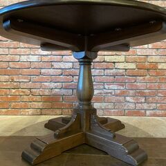 木製のテーブル（高山家具）