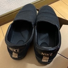 NIKE ナイキ　スニーカー　スリッポン