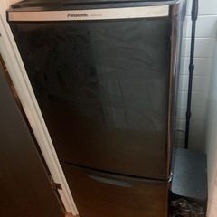 冷蔵庫　パナソニック　NR-B145WX