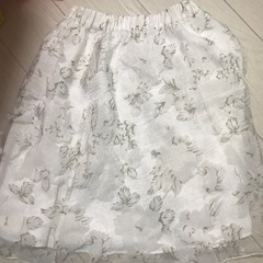 MiiA 花柄スカート