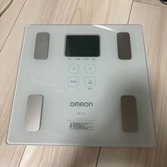 【取引決定済】オムロン体重計　HBF-214