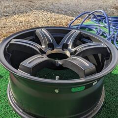 ブリジストン　ホイール　１７インチ　ブラック