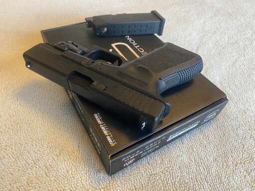 希少エアソフトガン「GLOCK19」8,000円